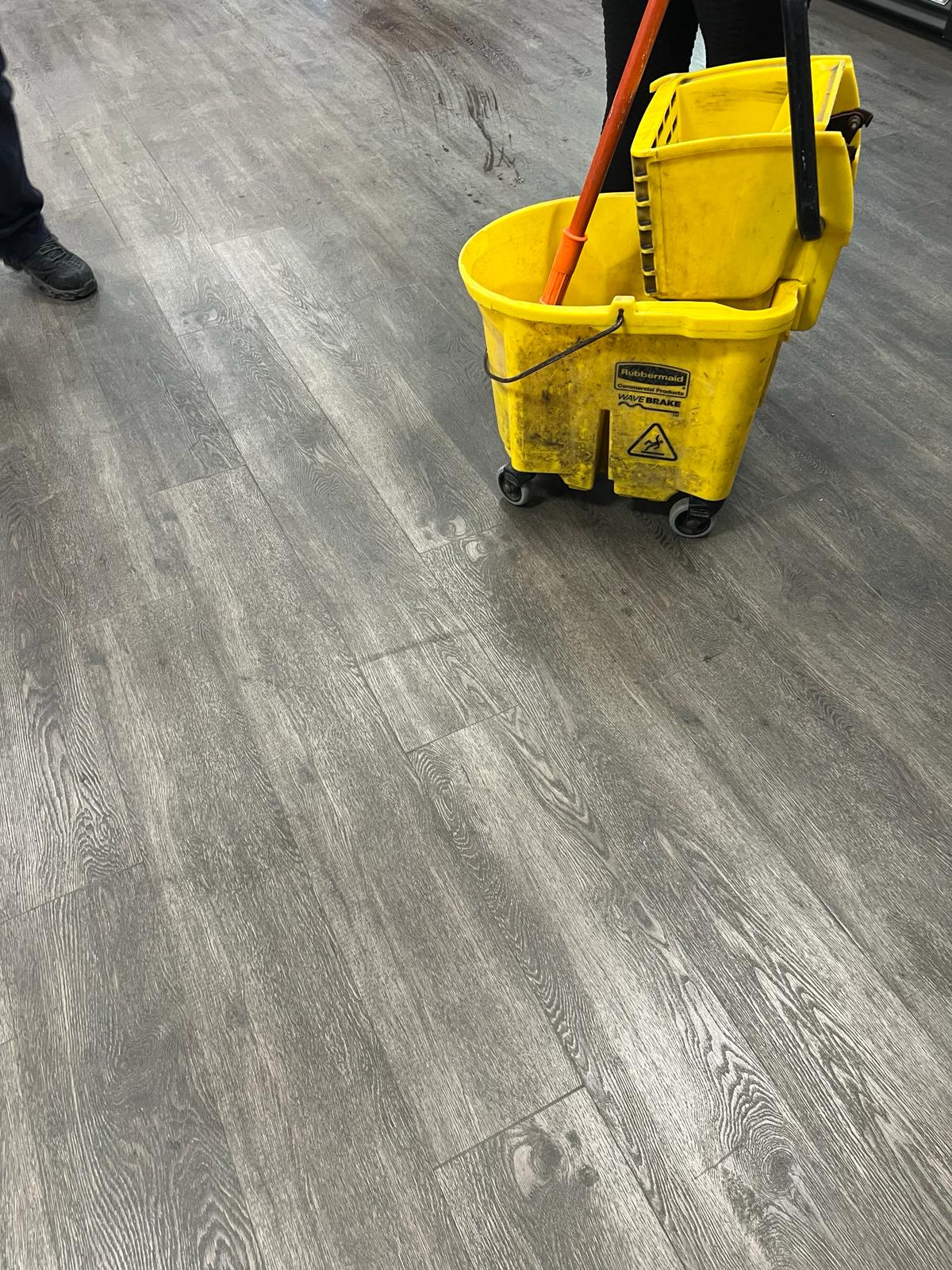 Carlos Cleaning Services Image